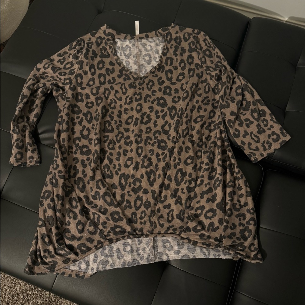 Women’s cheetah print tunic